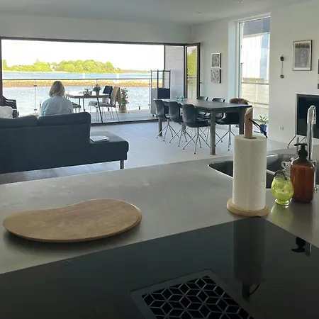 Casa vacanze Houseboat With In Nykøbing Sjælland